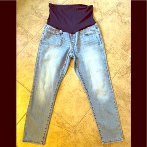 GAP Maternity Girlfriend Jeans